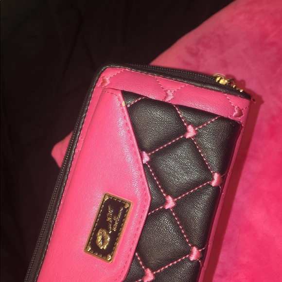 Purse - Picture 4 of 4